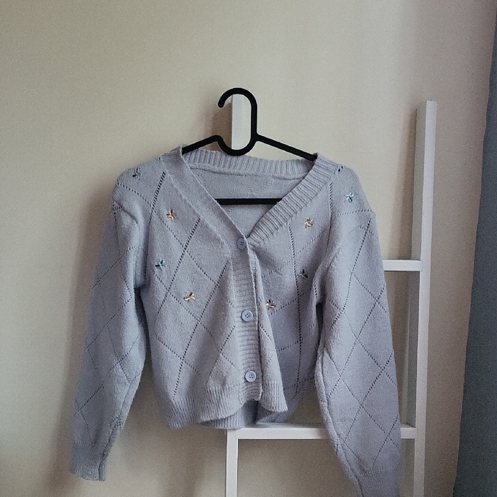 Women's Light Gray Cardigan Sweater